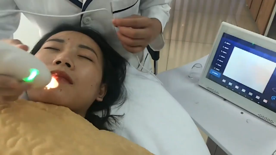 皮膚檢測(cè)儀_它可以檢測(cè)哪些皮膚問(wèn)題呢？